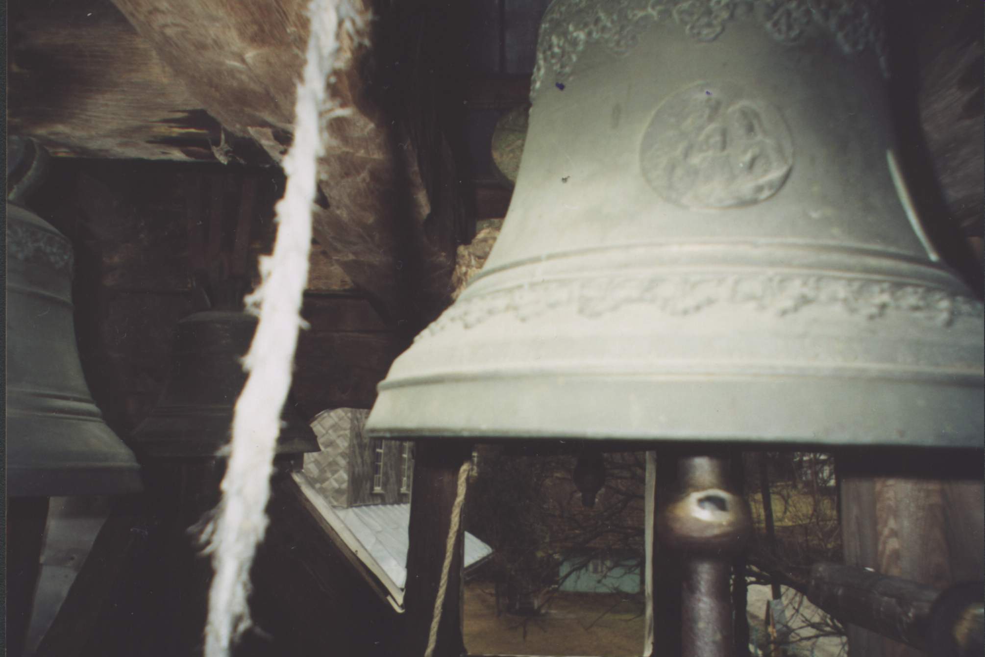 bell.jpg